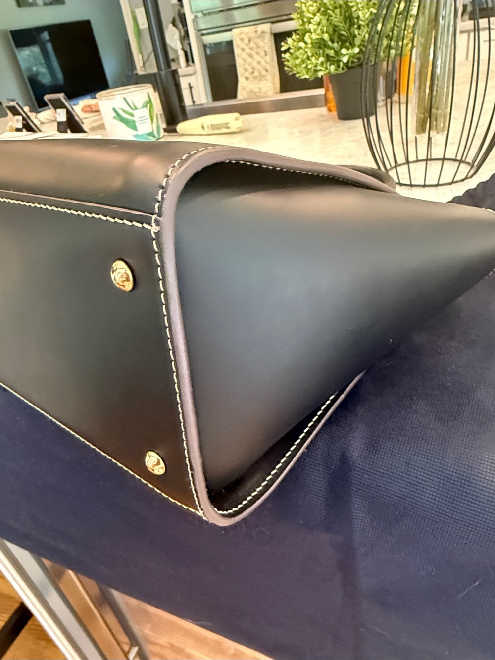 Dooney & Bourke Alto Flavia - Picture 6 of 10